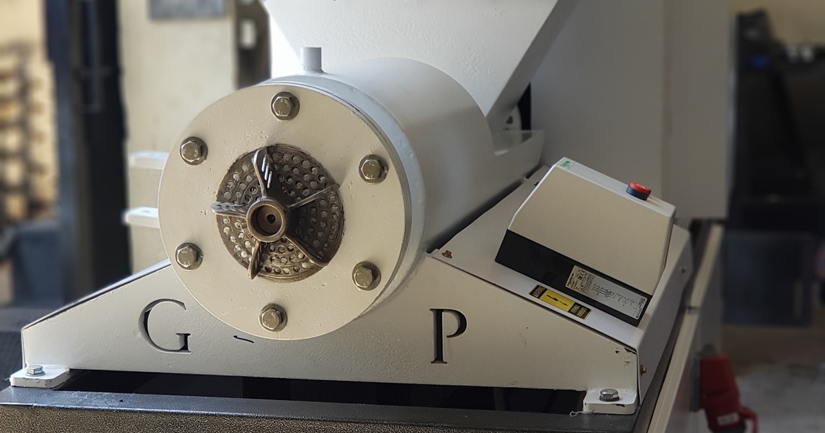 SP-300-L1-PLF-Grinding_Bloader-25-003